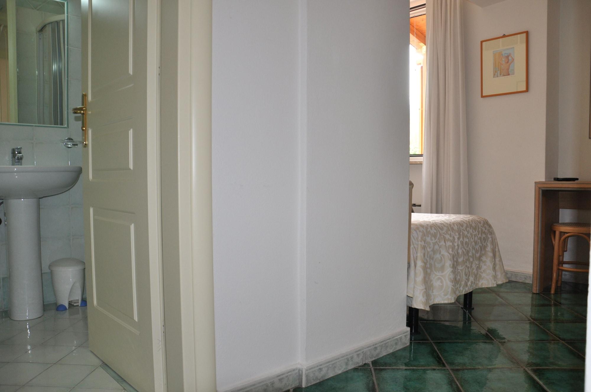 Hotel La Marticana Ischia Luaran gambar