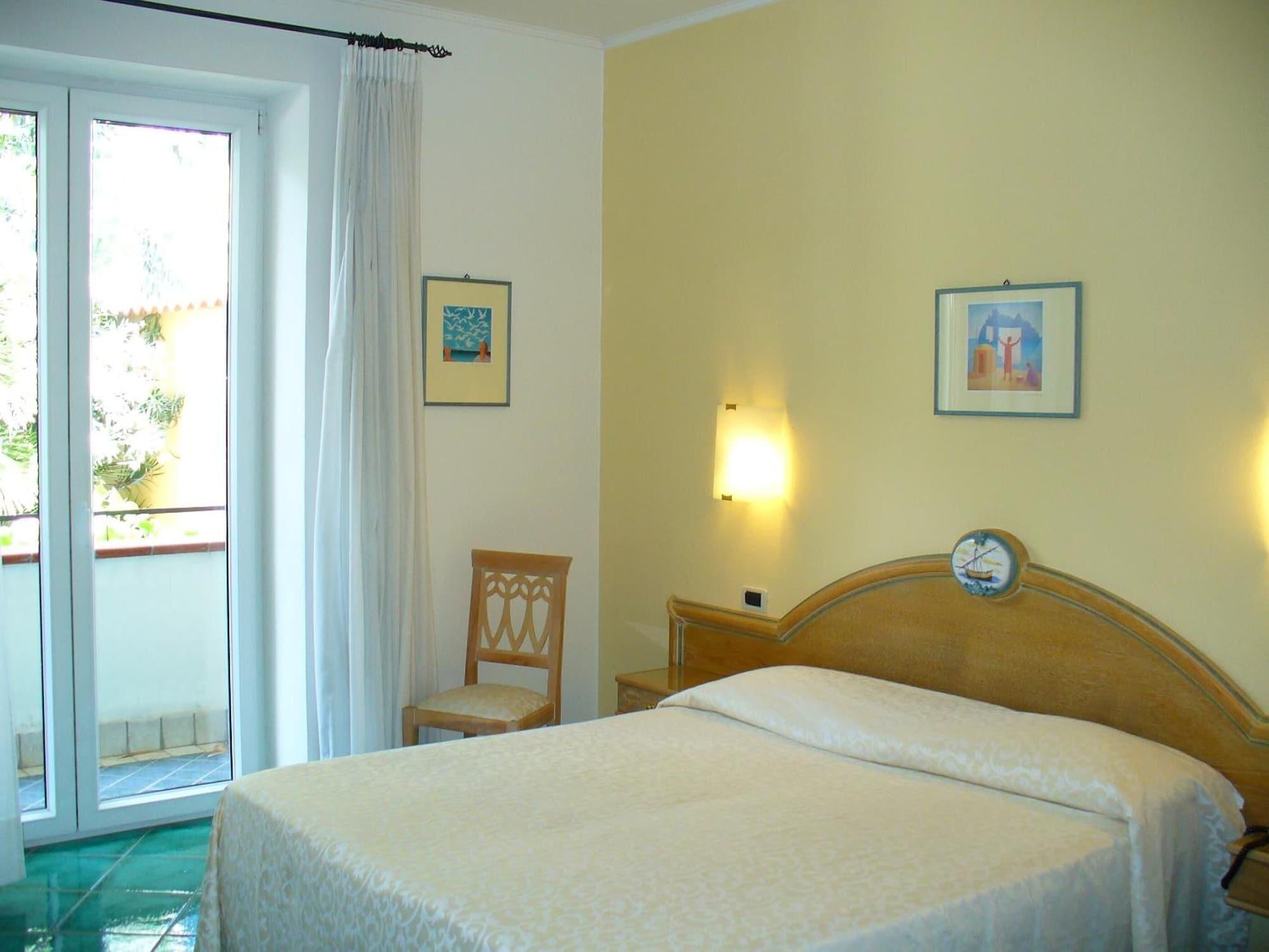 Hotel La Marticana Ischia Luaran gambar