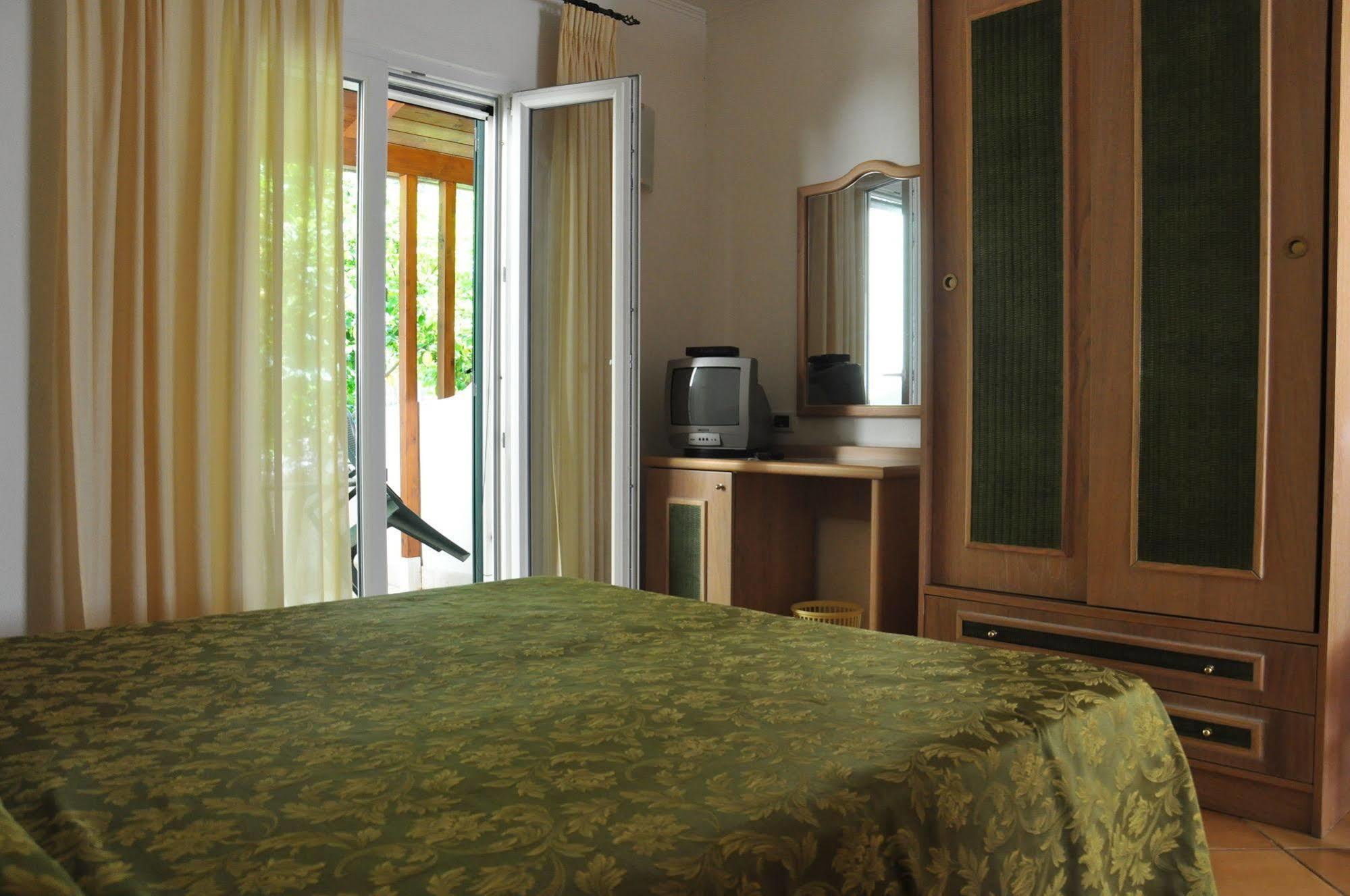 Hotel La Marticana Ischia Luaran gambar