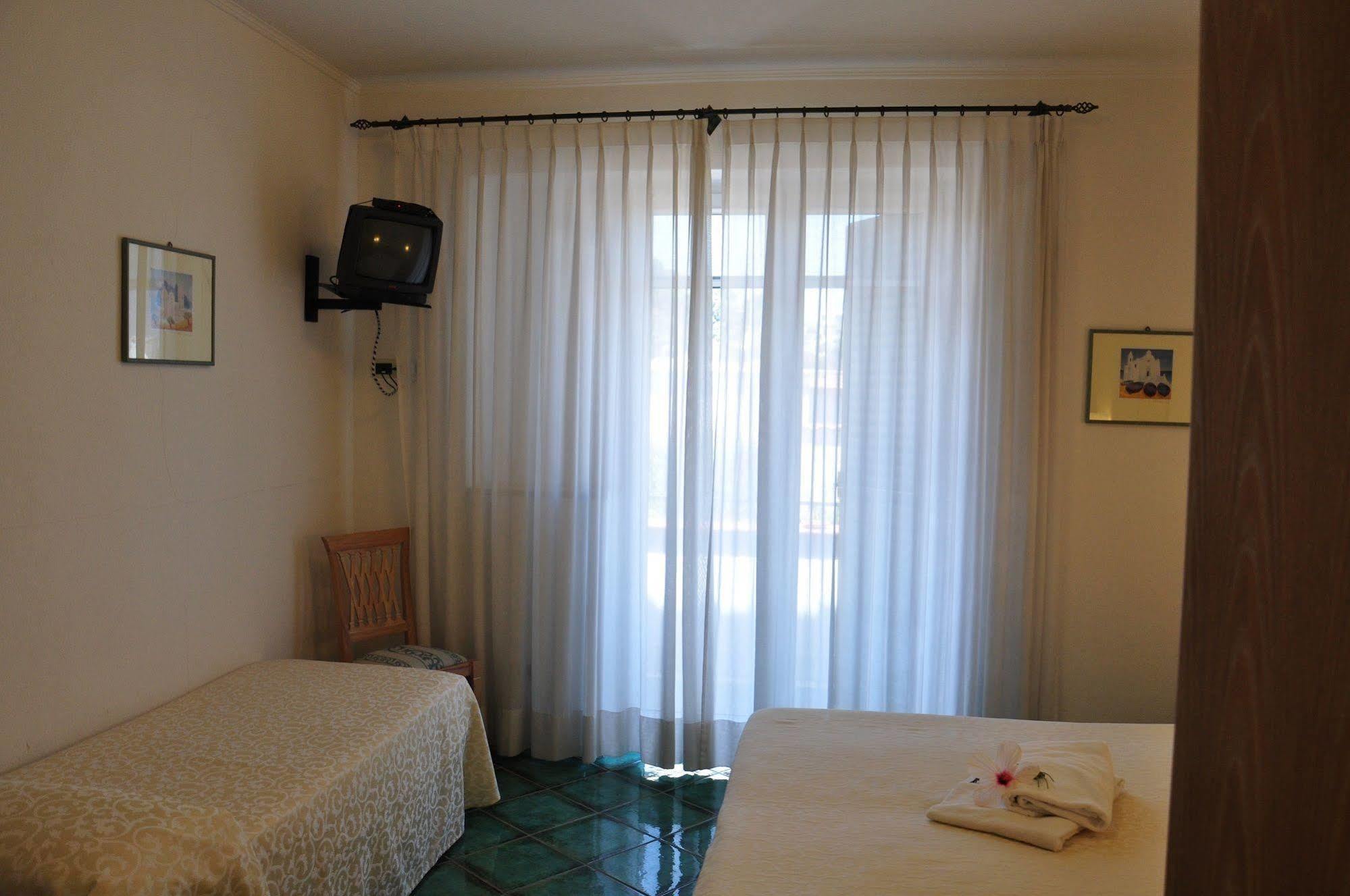 Hotel La Marticana Ischia Luaran gambar
